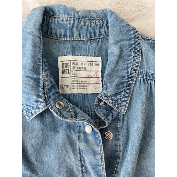 Chambray tie up tank top. Size XS - Picture 4 of 6